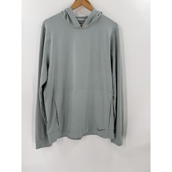 Nike Yoga Dri-FIT Hoodie Lightweight Loose Fit GREEN Size MEDIUM Kangaroo Pocket - Picture 1 of 12